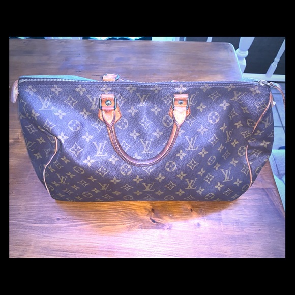 Louis Vuitton Handbags - Louis Vuitton Vintage Speedy 40 Bag